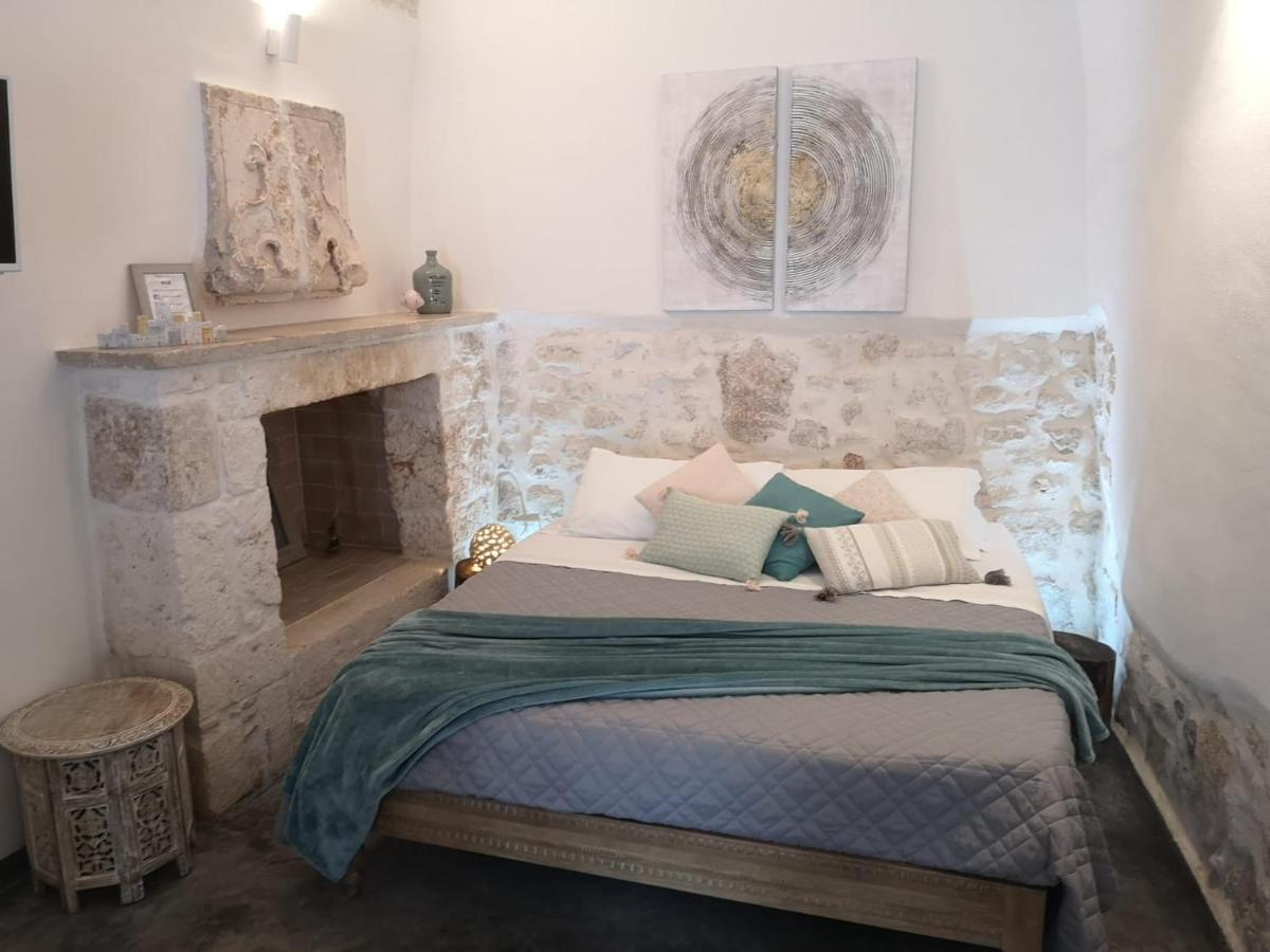 White Luxury Suite Ostuni By Gonewlocation Екстер'єр фото